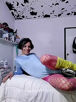 oxxy jean online show from January 7, 2026, 10:48 pm