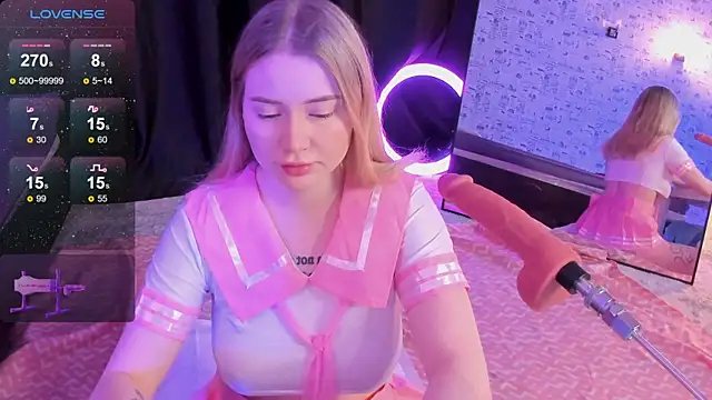 Snapshot of Lillie_Berry chatting on December 20, 2025, 4:48 am Lillie Berry online show from December 20, 2025, 4:48 am