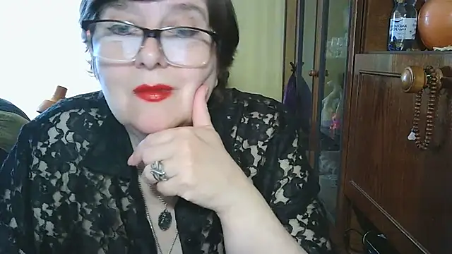 VeronicaGold511 online show from May 25, 2026, 7:07 am