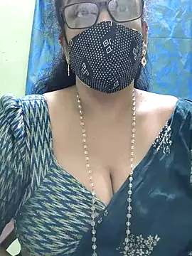 Snapshot of sweet-lotus chatting on November 9, 2025, 5:06 pm sweet-lotus online show from November 9, 2025, 5:06 pm