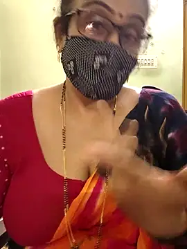 Snapshot of sweet-lotus chatting on October 16, 2025, 5:27 am sweet-lotus online show from October 16, 2025, 5:27 am