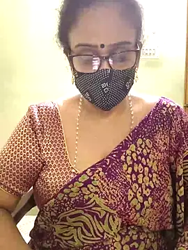 Snapshot of sweet-lotus chatting on October 2, 2025, 7:23 am sweet-lotus online show from October 2, 2025, 7:23 am