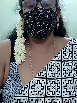 Snapshot of sweet-lotus chatting on September 12, 2025, 5:18 am sweet-lotus online show from September 12, 2025, 5:18 am