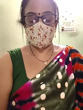 Snapshot of sweet-lotus chatting on May 1, 2026, 5:12 am sweet-lotus online show from May 1, 2026, 5:12 am
