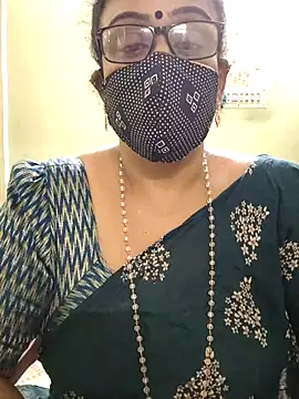 Snapshot of sweet-lotus chatting on September 30, 2025, 7:36 am sweet-lotus online show from September 30, 2025, 7:36 am