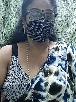 Snapshot of sweet-lotus chatting on September 20, 2025, 5:18 pm sweet-lotus online show from September 20, 2025, 5:18 pm