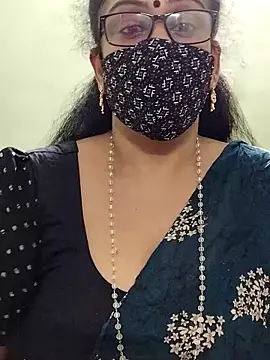 Snapshot of sweet-lotus chatting on September 18, 2025, 5:32 am sweet-lotus online show from September 18, 2025, 5:32 am