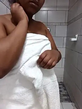 Snapshot of Babysex32 chatting on November 7, 2025, 10:09 am Babysex32 online show from November 7, 2025, 10:09 am