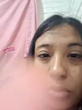 lupittta online show from October 11, 2025, 5:25 pm