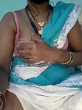 Hotty-Monaa online show from September 11, 2025, 5:13 pm