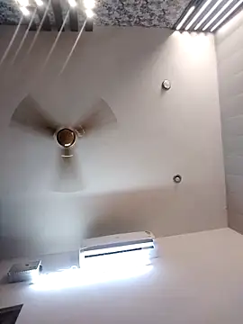 Cute-Janvi20 online show from April 18, 2026, 5:43 am