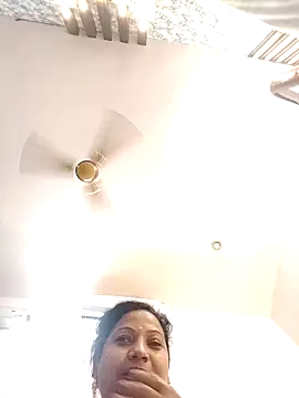 Cute-Janvi20 online show from October 7, 2025, 7:37 pm