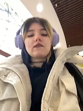 Snapshot of Cherry___Blossom chatting on February 13, 2026, 11:10 am Cherry Blossom online show from February 13, 2026, 11:10 am