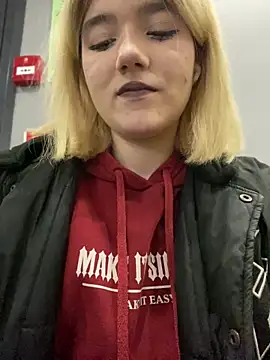 Snapshot of Cherry___Blossom chatting on September 26, 2025, 11:06 am Cherry Blossom online show from September 26, 2025, 11:06 am