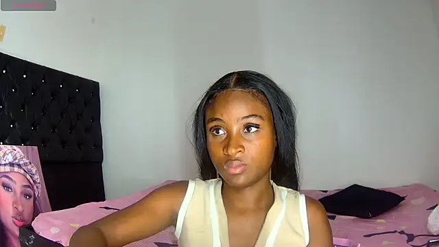 shantall ebony1 online show from December 17, 2025, 11:26 am