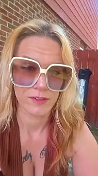 Snapshot of RhondaRump chatting on June 11, 2026, 3:09 pm RhondaRump online show from June 11, 2026, 3:09 pm