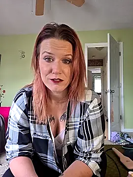 Snapshot of RhondaRump chatting on February 11, 2026, 4:29 pm RhondaRump online show from February 11, 2026, 4:29 pm