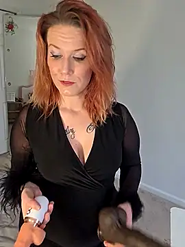 Snapshot of RhondaRump chatting on February 20, 2026, 4:42 pm RhondaRump online show from February 20, 2026, 4:42 pm