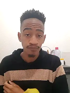 Snapshot of gemini_loops chatting on October 22, 2025, 7:13 pm gemini loops online show from October 22, 2025, 7:13 pm