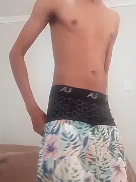 Snapshot of gemini_loops chatting on September 24, 2025, 1:17 pm gemini loops online show from September 24, 2025, 1:17 pm