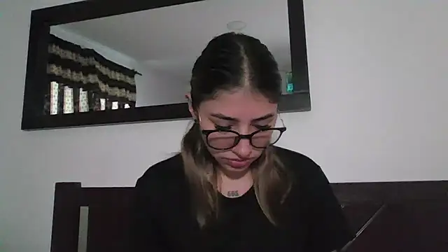 AriaBliss- online show from May 14, 2026, 7:22 pm