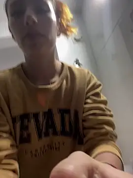 Snapshot of AriaBliss- chatting on September 30, 2025, 9:48 am AriaBliss- online show from September 30, 2025, 9:48 am