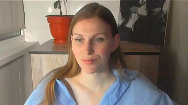 JuliaMuuun online show from March 27, 2026, 7:15 pm