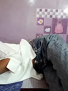 Snapshot of Sandhya_77 chatting on October 25, 2025, 5:17 am Sandhya 77 online show from October 25, 2025, 5:17 am