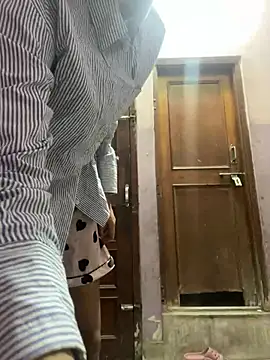 Snapshot of Sandhya_77 chatting on March 1, 2026, 6:24 am Sandhya 77 online show from March 1, 2026, 6:24 am