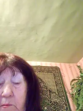 Snapshot of CrystalLime6411 chatting on February 27, 2026, 9:14 pm CrystalLime6411 online show from February 27, 2026, 9:14 pm