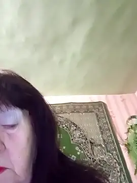 Snapshot of CrystalLime6411 chatting on January 17, 2026, 5:11 am CrystalLime6411 online show from January 17, 2026, 5:11 am