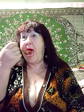 Snapshot of CrystalLime6411 chatting on January 8, 2026, 10:05 pm CrystalLime6411 online show from January 8, 2026, 10:05 pm