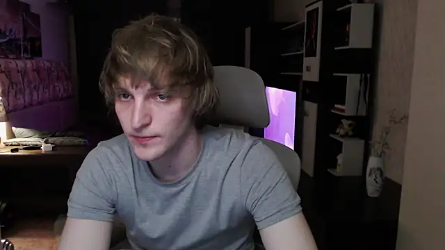 Playersuperstar online show from April 10, 2026, 8:38 pm