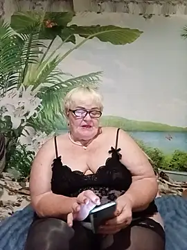 Snapshot of VioletSweet5566 chatting on July 6, 2026, 4:20 pm VioletSweet5566 online show from July 6, 2026, 4:20 pm