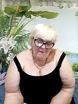 Snapshot of VioletSweet5566 chatting on April 1, 2026, 11:22 am VioletSweet5566 online show from April 1, 2026, 11:22 am