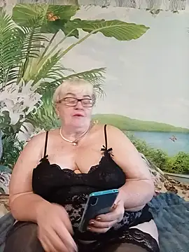 Snapshot of VioletSweet5566 chatting on July 9, 2026, 6:03 am VioletSweet5566 online show from July 9, 2026, 6:03 am