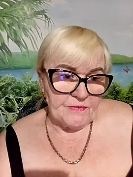 Snapshot of VioletSweet5566 chatting on April 13, 2026, 4:44 pm VioletSweet5566 online show from April 13, 2026, 4:44 pm