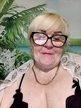 Snapshot of VioletSweet5566 chatting on March 26, 2026, 6:39 pm VioletSweet5566 online show from March 26, 2026, 6:39 pm