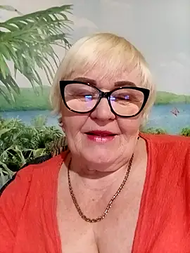 Snapshot of VioletSweet5566 chatting on April 11, 2026, 2:32 pm VioletSweet5566 online show from April 11, 2026, 2:32 pm