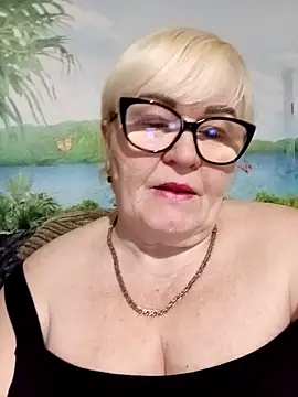 Snapshot of VioletSweet5566 chatting on April 8, 2026, 5:31 am VioletSweet5566 online show from April 8, 2026, 5:31 am