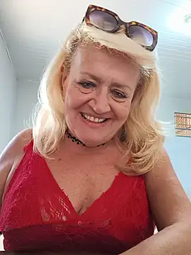 Snapshot of Belladama61 chatting on June 2, 2026, 10:26 am Belladama61 online show from June 2, 2026, 10:26 am