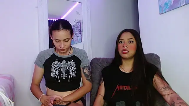 reina reina online show from February 23, 2026, 1:40 am