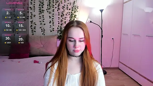 Snapshot of Molly_Kitty chatting on November 14, 2025, 3:43 am Molly Kitty online show from November 14, 2025, 3:43 am