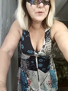 AliceGold5231 online show from October 9, 2025, 8:09 pm