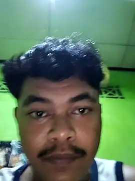 Snapshot of bagasFreedom chatting on February 17, 2026, 8:11 am bagasFreedom online show from February 17, 2026, 8:11 am