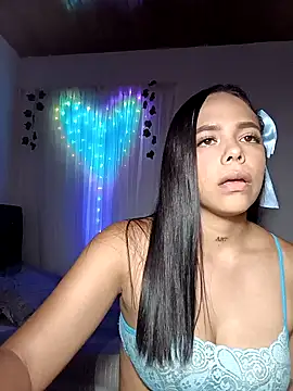 Snapshot of linda698049 chatting on September 16, 2025, 5:08 am linda698049 online show from September 16, 2025, 5:08 am