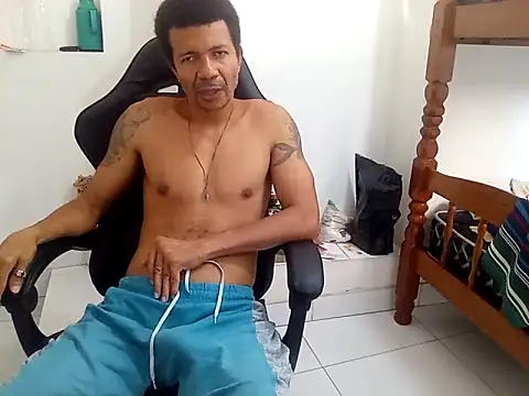 Snapshot of moreno25centimetro chatting on October 4, 2025, 1:45 pm moreno25centimetro online show from October 4, 2025, 1:45 pm