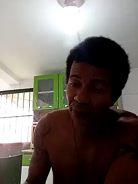 moreno25centimetro online show from December 1, 2025, 2:18 pm