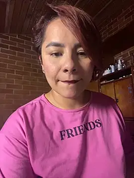 Snapshot of alejandra_prk26 chatting on October 21, 2025, 2:22 am alejandra prk26 online show from October 21, 2025, 2:22 am