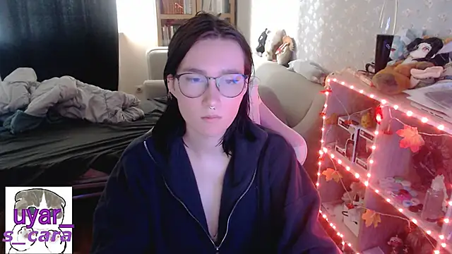 s cara online show from October 19, 2025, 11:35 am